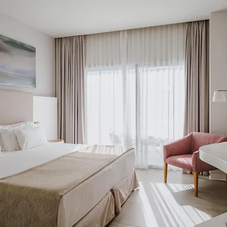 Отель Grupotel Conil Playa - Adults Only Recommended 4*